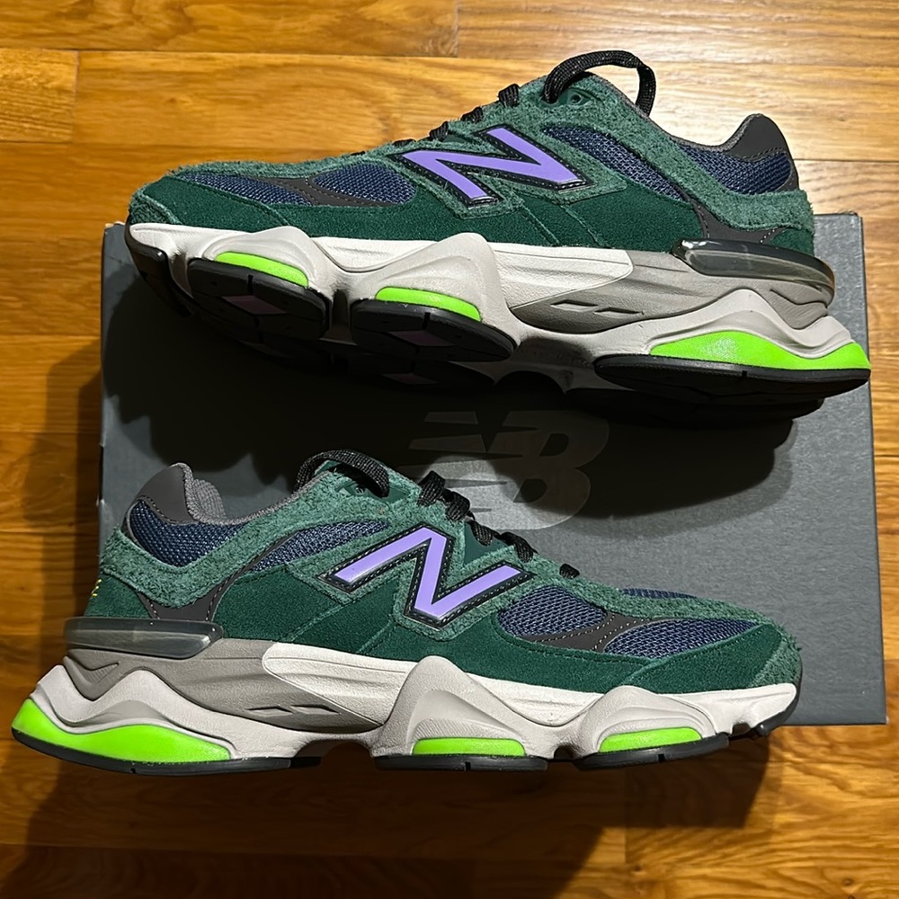 New Balance - 9060 Sneakers - Green / Purple - Size 8 Mens (US) - Picture 2 of 11